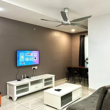 Leisure 1Bedroom Balcony Suites Gurney George Town Exterior photo