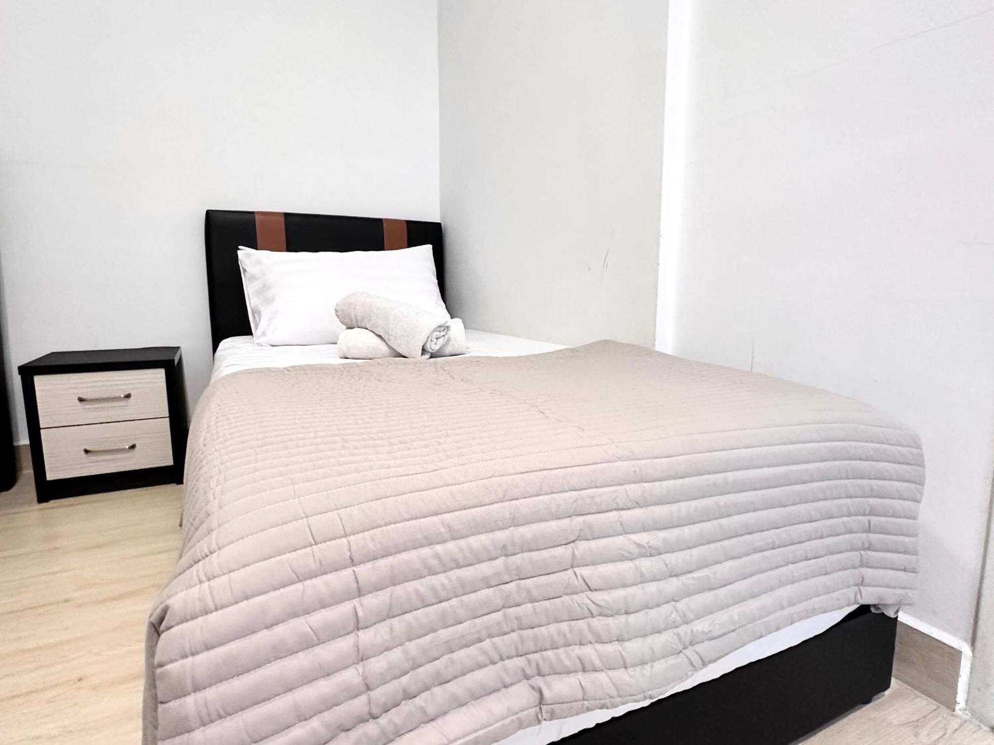 Leisure 1bedroom Balcony Gurney * George Town