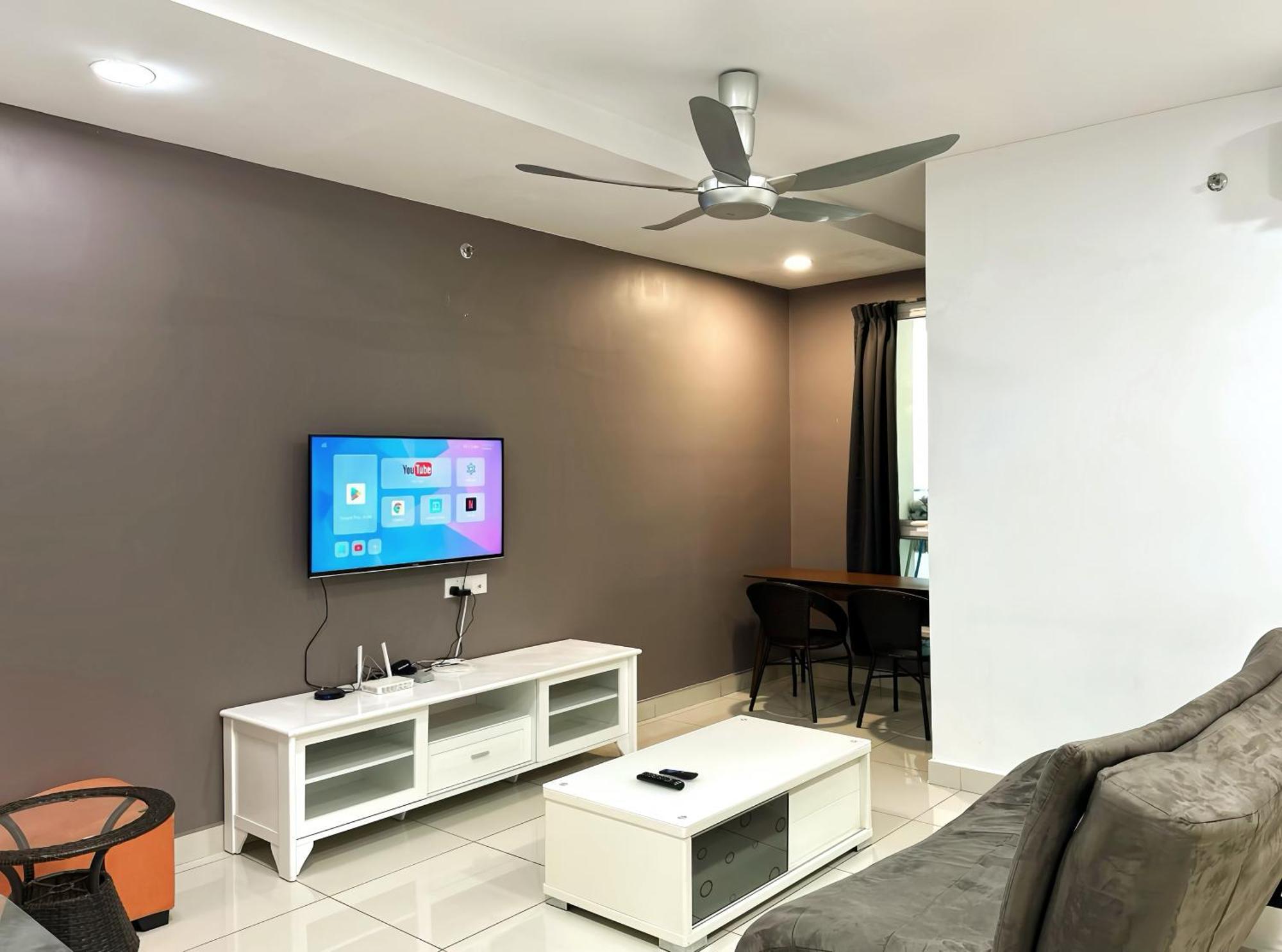 Leisure 1bedroom Balcony Gurney Apartment George Town